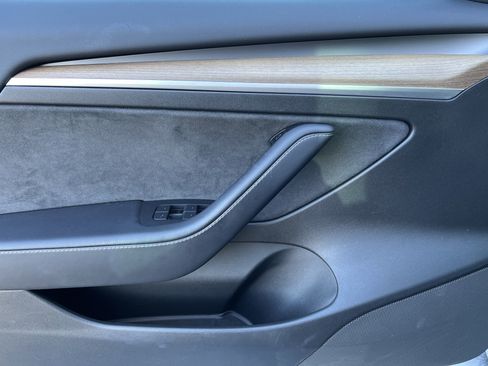 Used 2023 Tesla Model 3 Performance image 14