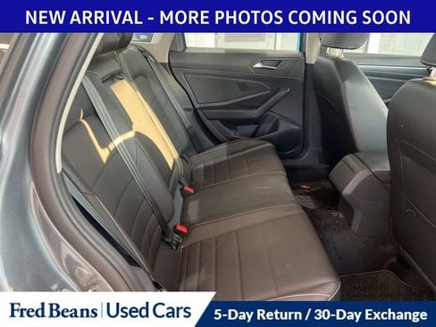 Used 2024 Volkswagen Jetta SE image 6