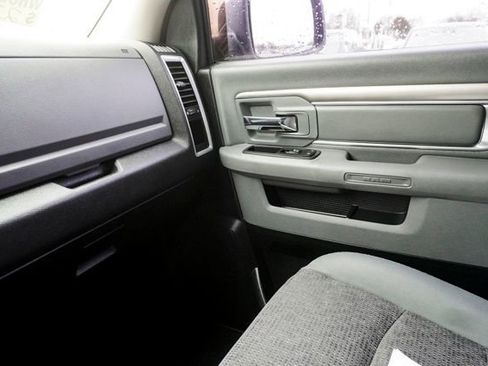 Used 2017 RAM 1500 Classic SLT image 24