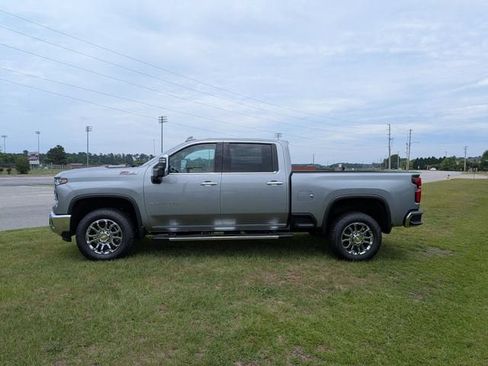 New 2026 Chevrolet Silverado 2500 LTZ w/ LTZ Plus Package AWD/4WD image 6