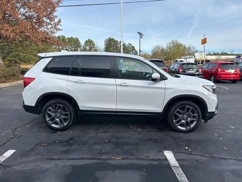 Certified 2023 Honda Passport EX-L image 2