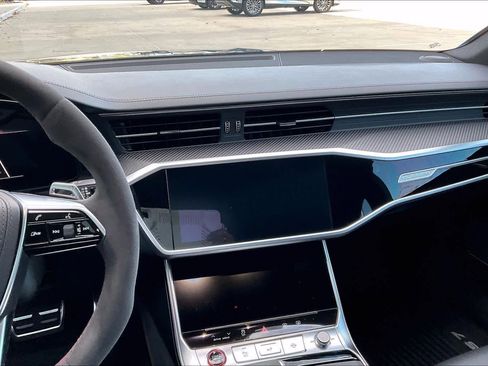 Used 2025 Audi RS 7 Performance image 6