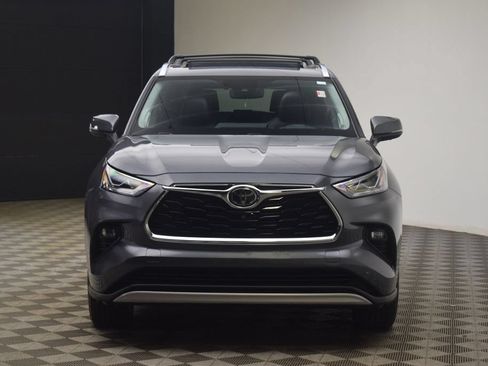 Used 2020 Toyota Highlander Platinum AWD/4WD image 24