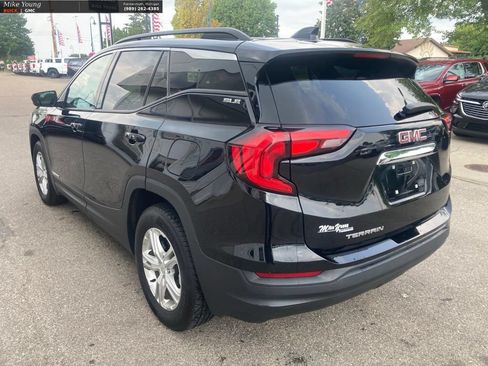 Used 2018 GMC Terrain SLE w/ Driver Convenience Package FWD image 7