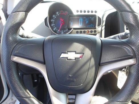 Used 2012 Chevrolet Sonic LS FWD image 10