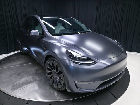 Used 2022 Tesla Model Y Performance AWD/4WD image 44