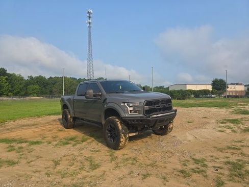 Used 2020 Ford F150 Raptor w/ Equipment Group 802A Luxury AWD/4WD image 12
