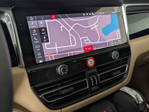 New 2026 Porsche Macan AWD/4WD image 33