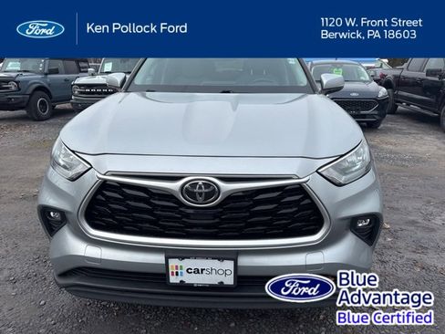 Used 2020 Toyota Highlander XLE image 3