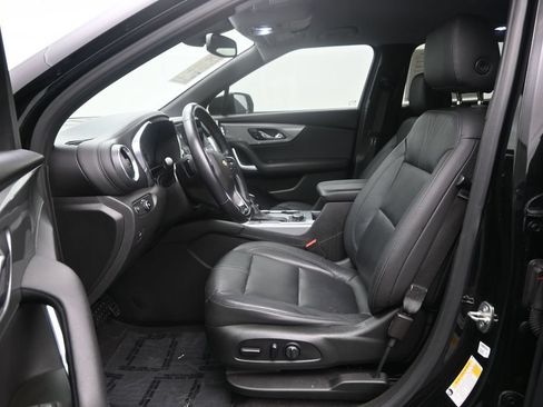 Used 2020 Chevrolet Blazer LT FWD image 13