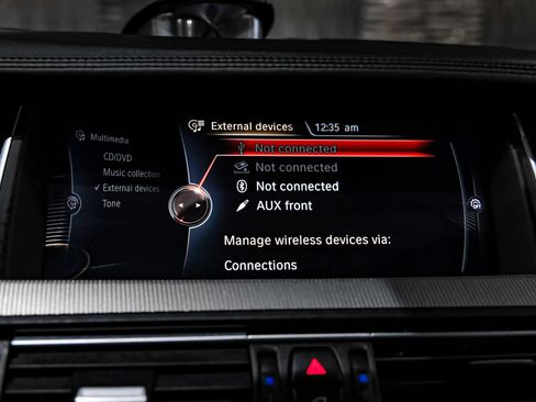 Used 2014 BMW M5 RWD image 30