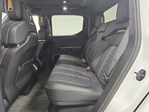 Used 2023 Rivian R1T Adventure image 21