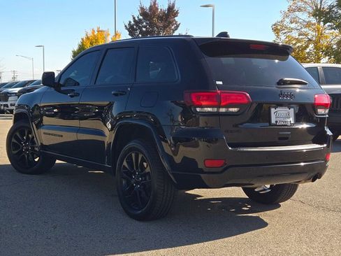 Used 2021 Jeep Grand Cherokee Laredo X image 14