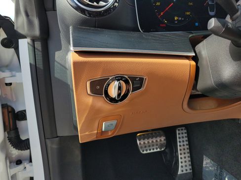 Used 2023 Mercedes-Benz E 450 Cabriolet image 23