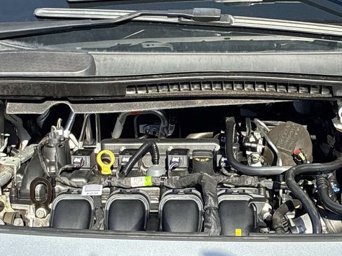 Used 2022 Ford Transit Connect XLT FWD image 13