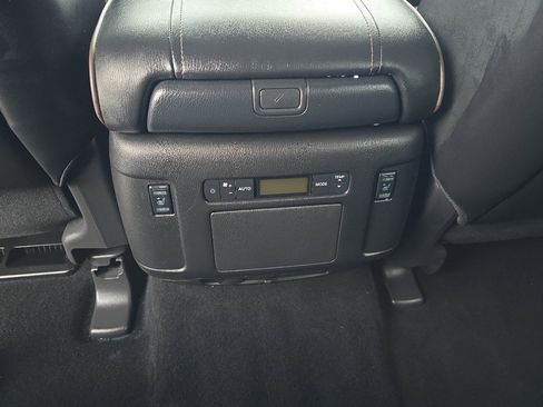 Used 2023 Nissan Armada Platinum w/ Captain's Chairs Package image 23