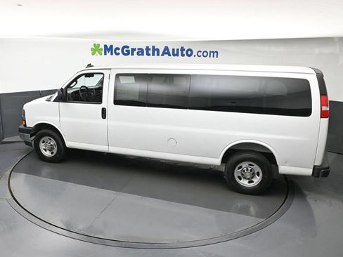 Used 2025 Chevrolet Express 3500 LT w/ LT Preferred Equipment Group RWD image 25