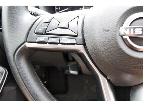Certified 2025 Nissan Sentra SV FWD image 13