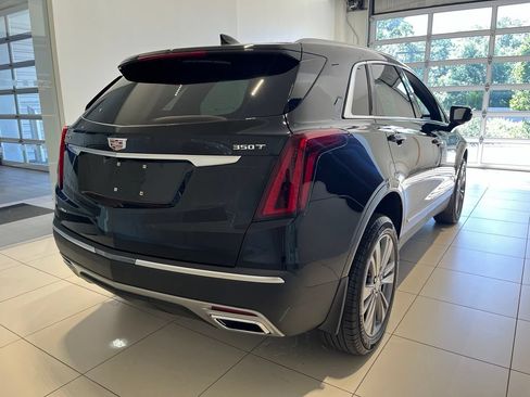Used 2024 Cadillac XT5 Premium Luxury AWD/4WD image 9