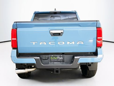 Used 2026 Toyota Tacoma Limited AWD/4WD image 7