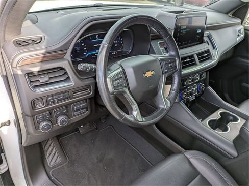 Used 2022 Chevrolet Tahoe LT w/ Luxury Package image 8
