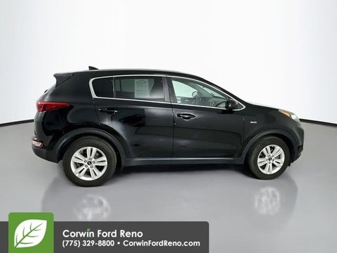 Used 2018 Kia Sportage LX AWD/4WD image 10
