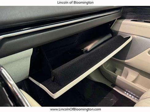 Certified 2023 Lincoln Navigator Black Label image 38