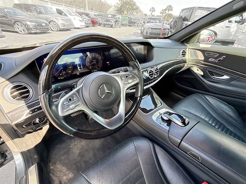 Used 2020 Mercedes-Benz S 560 Sedan image 11