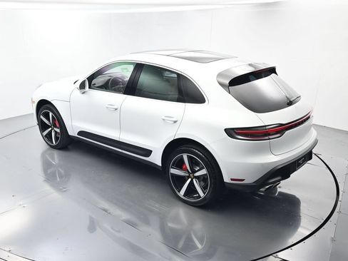 Certified 2026 Porsche Macan S AWD/4WD image 36