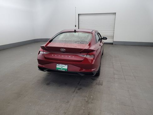 Used 2023 Hyundai Elantra SEL FWD image 7
