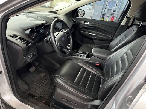 Used 2017 Ford Escape Titanium FWD image 5