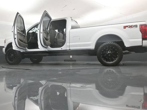 Used 2022 Ford F250 XL w/ Power Equipment Group AWD/4WD image 59