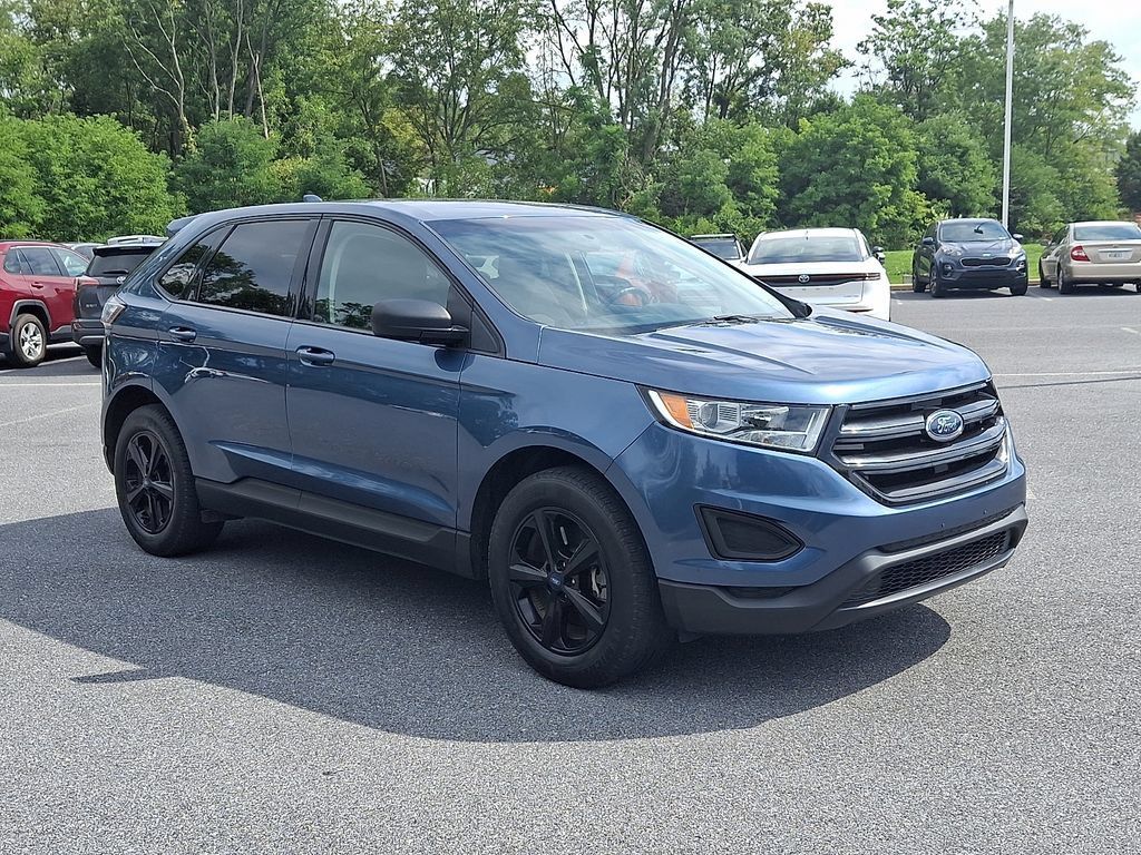Used 2018 Ford Edge SE AWD/4WD image 3