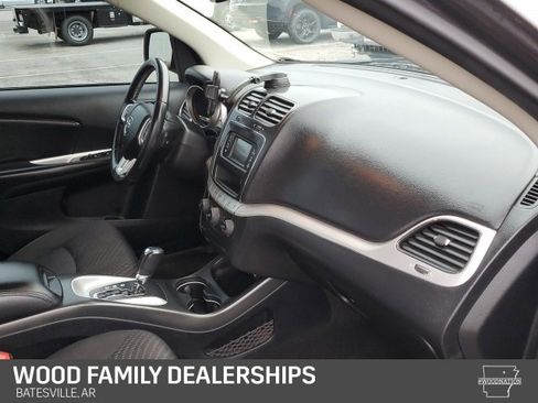 Used 2018 Dodge Journey SE w/ Popular Equipment Group image 35