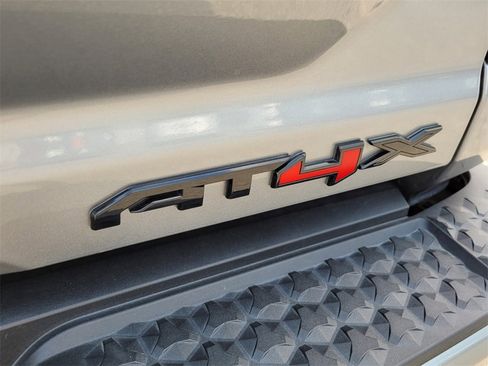 Certified 2024 GMC Canyon AT4X image 8