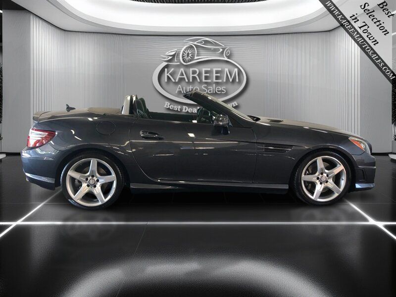Used 2015 Mercedes-Benz SLK 350 image 4