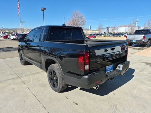 New 2026 Honda Ridgeline Black Edition image 3