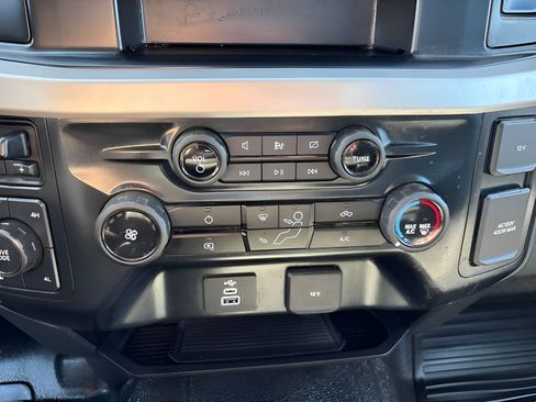 Used 2024 Ford F350 XLT AWD/4WD image 18
