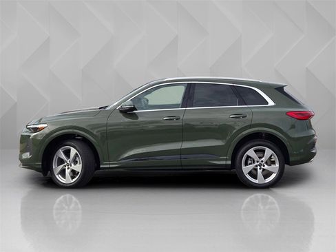 New 2025 Audi Q5 Premium Plus image 3