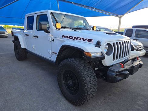 Used 2023 Jeep Gladiator Mojave w/ Cold Weather Group AWD/4WD image 2