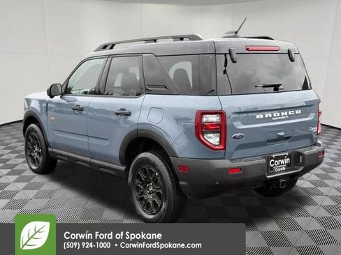 Used 2025 Ford Bronco Sport Badlands image 16