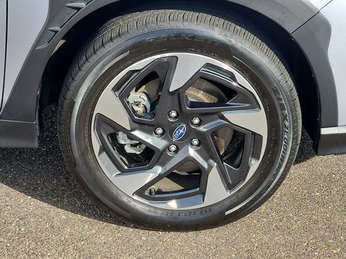 Used 2024 Subaru Crosstrek 2.5i Limited image 8