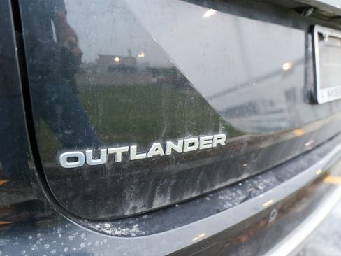 Used 2024 Mitsubishi Outlander SEL Black Edition AWD/4WD image 11