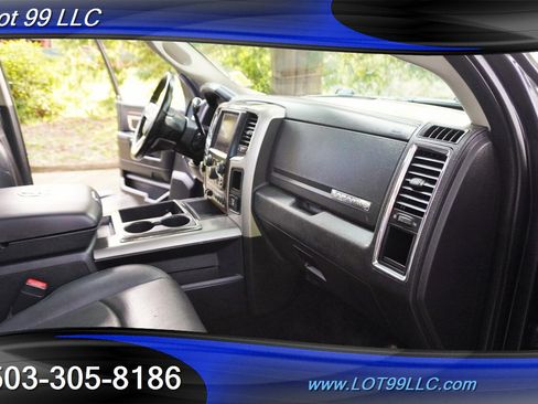 Used 2016 RAM 3500 Laramie w/ Convenience Group image 17