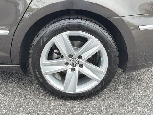 Used 2014 Volkswagen CC Sport FWD image 30