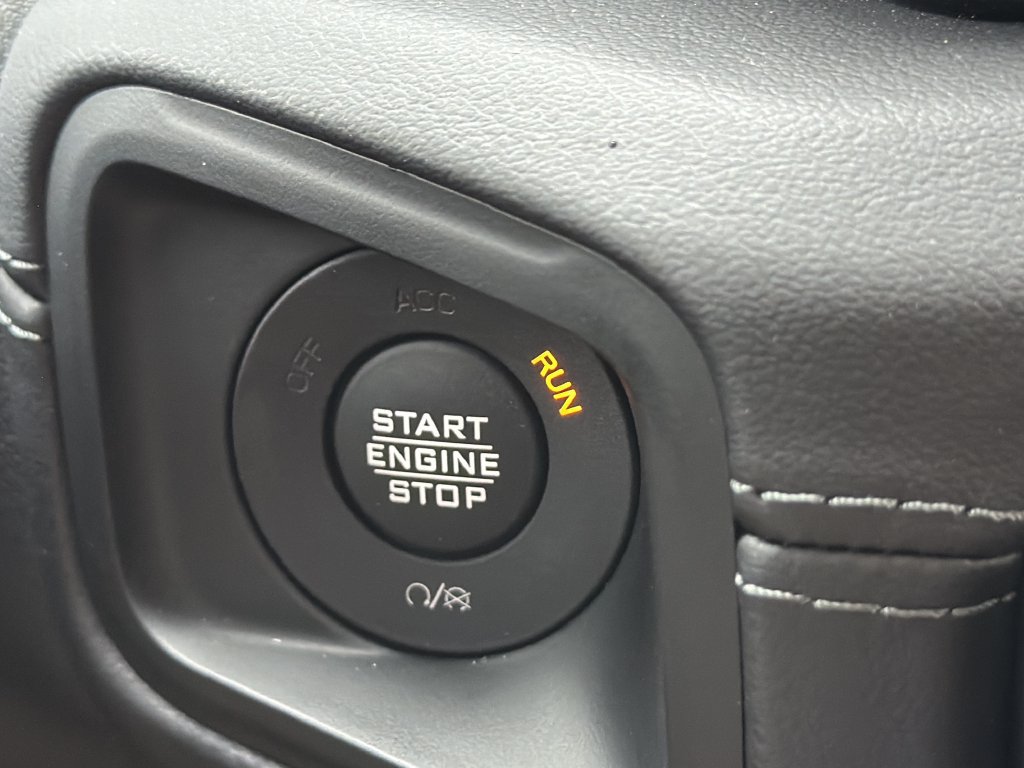 Used 2025 Jeep Wrangler Unlimited Rubicon 392 AWD/4WD image 28