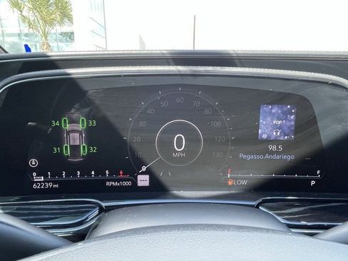 Used 2021 Cadillac Escalade Sport image 10