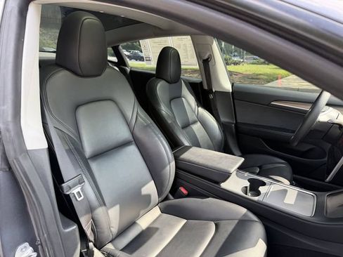 Used 2023 Tesla Model 3 Standard Range RWD image 28