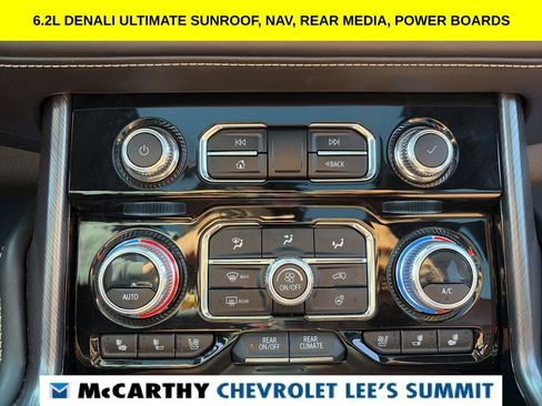 Used 2023 GMC Yukon XL Denali Ultimate AWD/4WD image 9