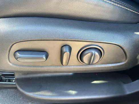 Certified 2024 Chevrolet Equinox Premier image 24